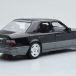 Mercedes E60 AMG W124 ブラック Otto 1:18 - image 2 of 6