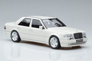 Mercedes E60 AMG W124 ホワイト Otto 1:18 B66040640 レジン - 画像 4/6