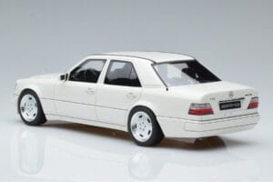 Mercedes E60 AMG W124 ホワイト Otto 1:18 B66040640 レジン - 画像 5/6