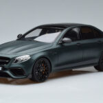 Mercedes E63 AMG Brabus 800 W213 グリーン GT Spirit 1:18