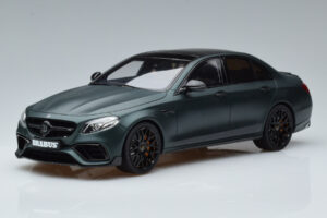 Mercedes E63 AMG Brabus 800 W213 グリーン GT Spirit 1:18