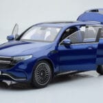 Mercedes EQC 400 ブリリアントブルー NZG 1:18 - image 2 of 8
