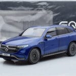 Mercedes EQC 400 ブリリアントブルー NZG 1:18 - image 8 of 8