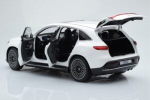 Mercedes EQC 400 ダイヤモンドホワイト NZG 1:18 B66963756 メタル - 画像 5/8