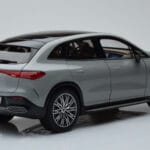 Mercedes EQE SUV X294 AMG Line アルパイングレー NZG 1:18 - image 3 of 8