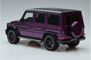 Mercedes G63 AMG W463 Crazy Color Galactic Beam Dealer Edition GT Spirit 1:18 B66961014 レジン - 画像 5/6