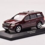 Mercedes GL X164 カーネリアンレッド Minichamps 1:43 - image 2 of 4