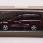 Mercedes GL X164 カーネリアンレッド Minichamps 1:43 - image 4 of 4