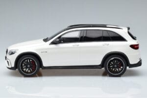 Mercedes GLC 63 AMG X253 ホワイト GT Spirit 1:18 B66965713 レジン - 画像 3/6