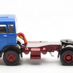 Mercedes LPS 1632 ブルー IXO 1:43