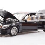 Mercedes Maybach S-Class W222 Brabus 900 オブシディアンブラック Almost Real 1:18 - image 2 of 8