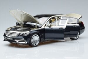 Mercedes Maybach S650 X222 シルバーブルー Norev 1:18 B66960615 メタル - 画像 2/7