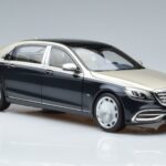 Mercedes Maybach S650 X222 シルバーブルー Norev 1:18 B66960615 メタル - image 5 of 7