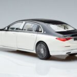 Mercedes Maybach S680 X223 ホワイト Norev 1:18 B66961424 メタル - image 6 of 7