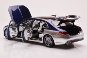 Mercedes Maybach S680 W223 ノーティカルブルー サーラスシルバー Almost Real 1:18 820125 メタル - 画像 5/8