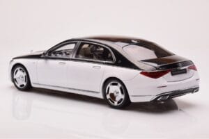 Mercedes Maybach S680 W223 オブシディアンブラック ダイヤモンドホワイト Almost Real 1:18 820121 メタル - 画像 6/7