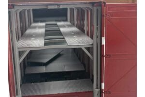 Mercedes O317 Porsche Transporter レッド CMR 1:18 CMR149 メタル - 画像 5/12