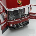 Mercedes O317 Porsche Transporter レッド CMR 1:18 - image 6 of 12