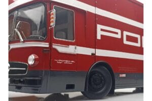 Mercedes O317 Porsche Transporter レッド CMR 1:18 CMR149 メタル - 画像 7/12