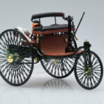 Mercedes Patent Motorwagen グリーン Norev 1:18 - image 4 of 6