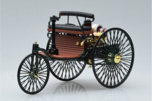 Mercedes Patent Motorwagen グリーン Norev 1:18