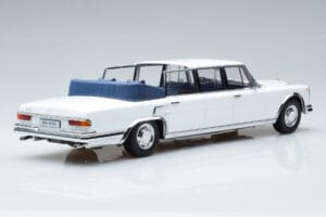 Mercedes 600 Pullman W100 Landaulet ホワイト KK-Scale 1:18 KKDC181184 メタル - 画像 2/6
