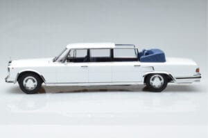 Mercedes 600 Pullman W100 Landaulet ホワイト KK-Scale 1:18 KKDC181184 メタル - 画像 3/6
