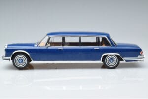 Mercedes S-Class 600 W100 LWB Pullman ダークブルー MCG 1:18 MCG18189 メタル - 画像 3/6