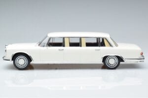 Mercedes S-Class 600 W100 LWB Pullman ホワイト MCG 1:18 MCG18188 メタル - 画像 3/6