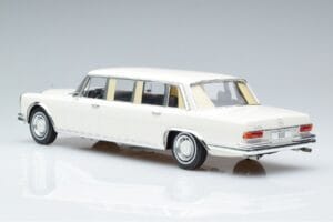 Mercedes S-Class 600 W100 LWB Pullman ホワイト MCG 1:18 MCG18188 メタル - 画像 5/6