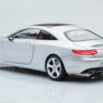 Mercedes S-Class W222 イリジウムシルバー Norev 1:18 - image 7 of 8