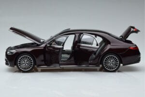 Mercedes S-Class W223 AMG Line レッド Norev 1:18 183804 メタル - 画像 4/8