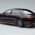 Mercedes S-Class W223 AMG Line レッド Norev 1:18 - image 7 of 8