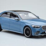 Mercedes S-Class W223 ヴィンテージブルー Norev 1:18 - image 5 of 7