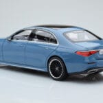 Mercedes S-Class W223 ヴィンテージブルー Norev 1:18 - image 6 of 7