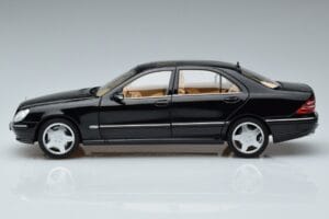 Mercedes S-Class W220 S55 AMG リミテッドエディション Norev 1:18 183812 メタル - 画像 4/7