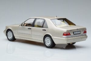 Mercedes S600 W140 シルバー Norev 1:18 183723 メタル - 画像 6/7