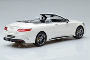 Mercedes AMG S63 A217 カブリオレ Diamond ホワイト GT Spirit 1:18 B66965712 レジン - 画像 2/6