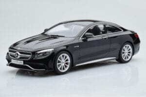 Mercedes AMG S63 C217 クーペ ブラック GT Spirit 1:18