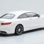 Mercedes AMG S63 C217 クーペ ホワイト GT Spirit 1:18 - image 2 of 6