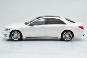Mercedes AMG S65 W222 ホワイト GT Spirit 1:18 B66960371 レジン - 画像 3/8