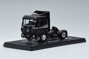 Mercedes SK2 1850 ブラック IXO 1:43