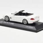Mercedes SL 55 AMG R230 ホワイト Minichamps 1:43 - image 3 of 4