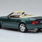 Mercedes SL500 R129 グリーンメタリック Norev 1:18 183753 メタル - image 7 of 8