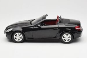 Mercedes SLK R171 オブシディアンブラック メタリック Minichamps 1:18 B66962319 メタル - 画像 5/9