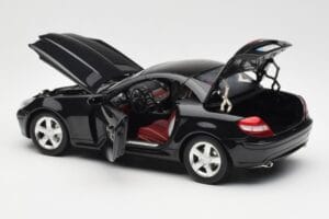 Mercedes SLK R171 オブシディアンブラック メタリック Minichamps 1:18 B66962319 メタル - 画像 6/9