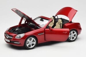 Mercedes SLK R172 Designo ジルコン レッド Minichamps 1:18 B66960513 メタル - 画像 2/8