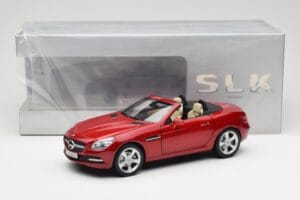 Mercedes SLK R172 Designo ジルコン レッド Minichamps 1:18 B66960513 メタル - 画像 8/8