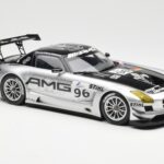 Mercedes SLS AMG GT3 #96 M. Hakkinen AMG Customer Sports 6 Hours of Zhuhai ILMC 2011 Minichamps 1:18 - image 4 of 6