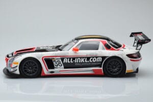Mercedes SLS AMG GT3 Munnich Motorsport #38 M. Basseng / M. Winkelhock Champions FIA GT1 World Championship 2012 Minichamps 1 - 画像 3/6